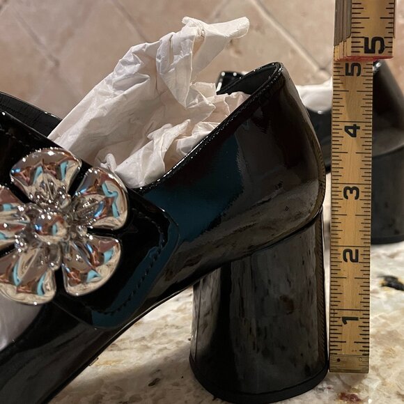 Prada Mary Jane Pump - Picture 2 of 10
